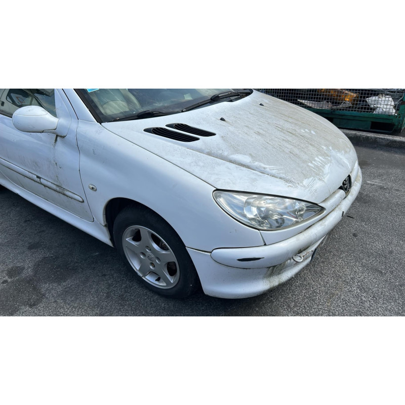 Fermeture de capot PEUGEOT 206 Photo n°6