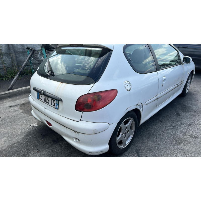 Fermeture de capot PEUGEOT 206 Photo n°7