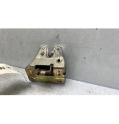 Serrure de coffre PEUGEOT 205