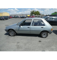 Serrure de coffre PEUGEOT 205