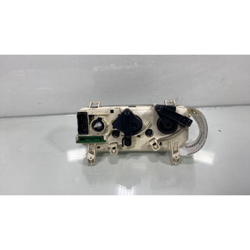 Commande chauffage RENAULT CLIO 2 Photo n°2