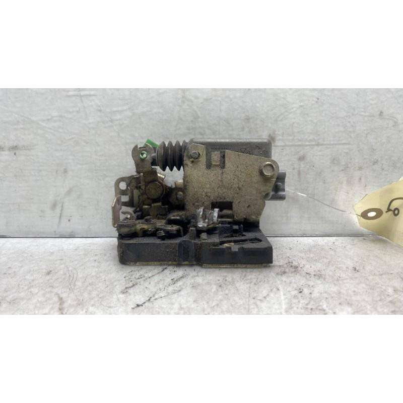 Serrure avant droit RENAULT MASTER 2 Photo n°4
