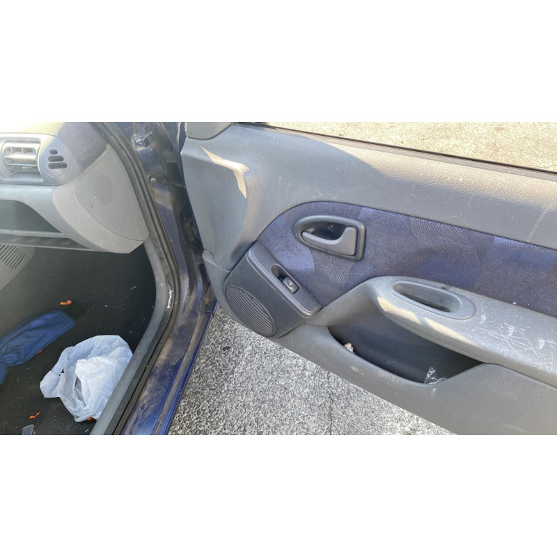 Serrure avant gauche RENAULT CLIO 2 Photo n°15