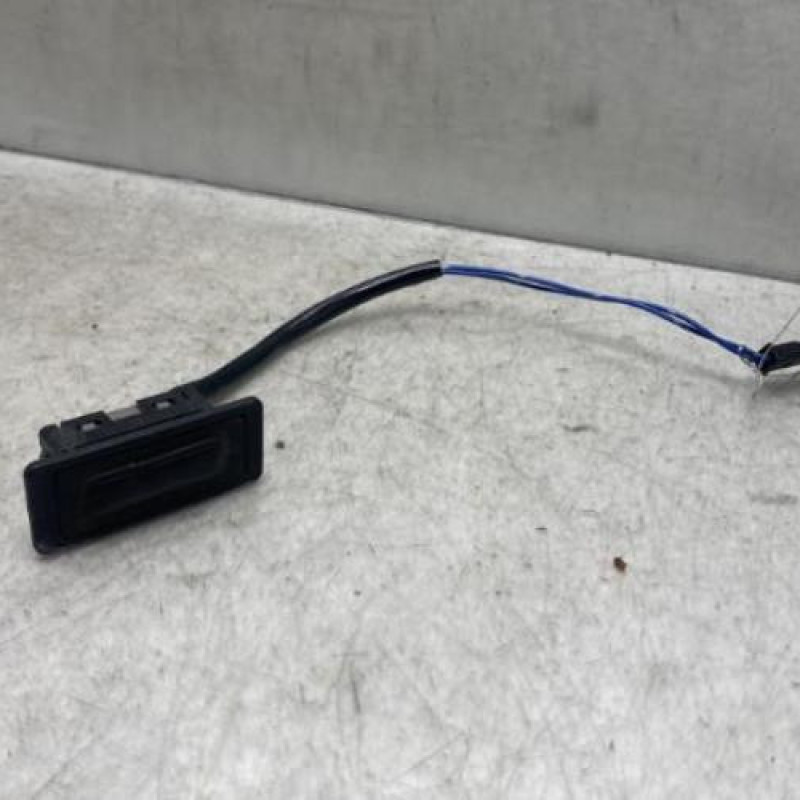 Bouton de coffre CHEVROLET AVEO 2 Photo n°1