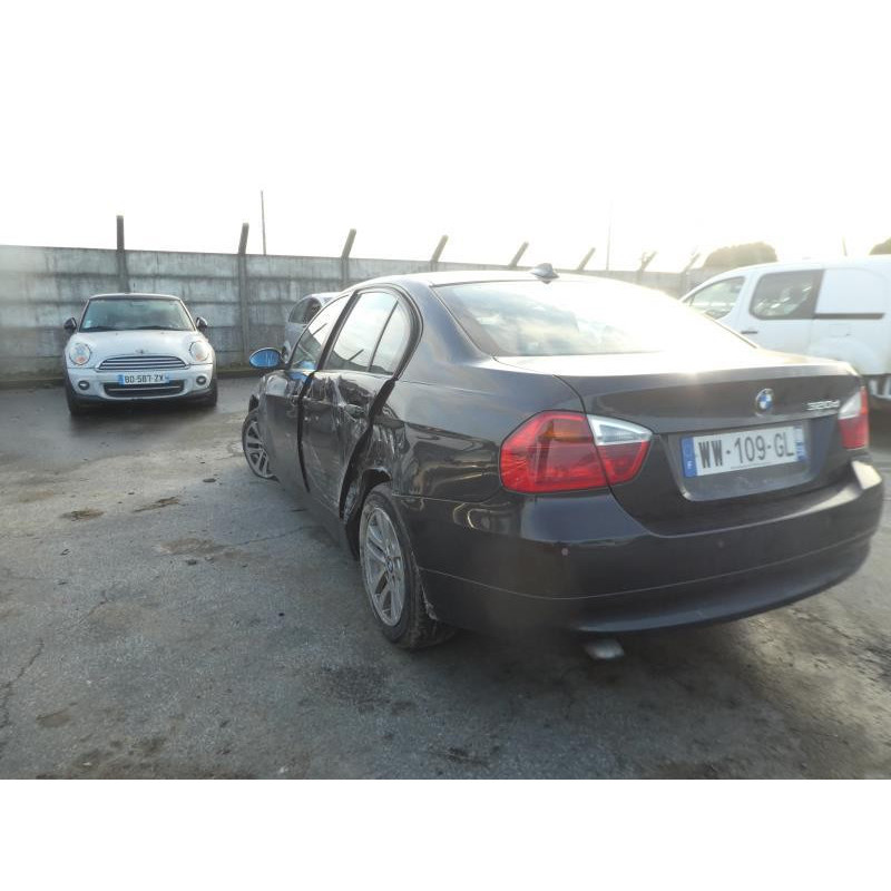 Malle/Hayon arriere BMW SERIE 3 E90 Photo n°17