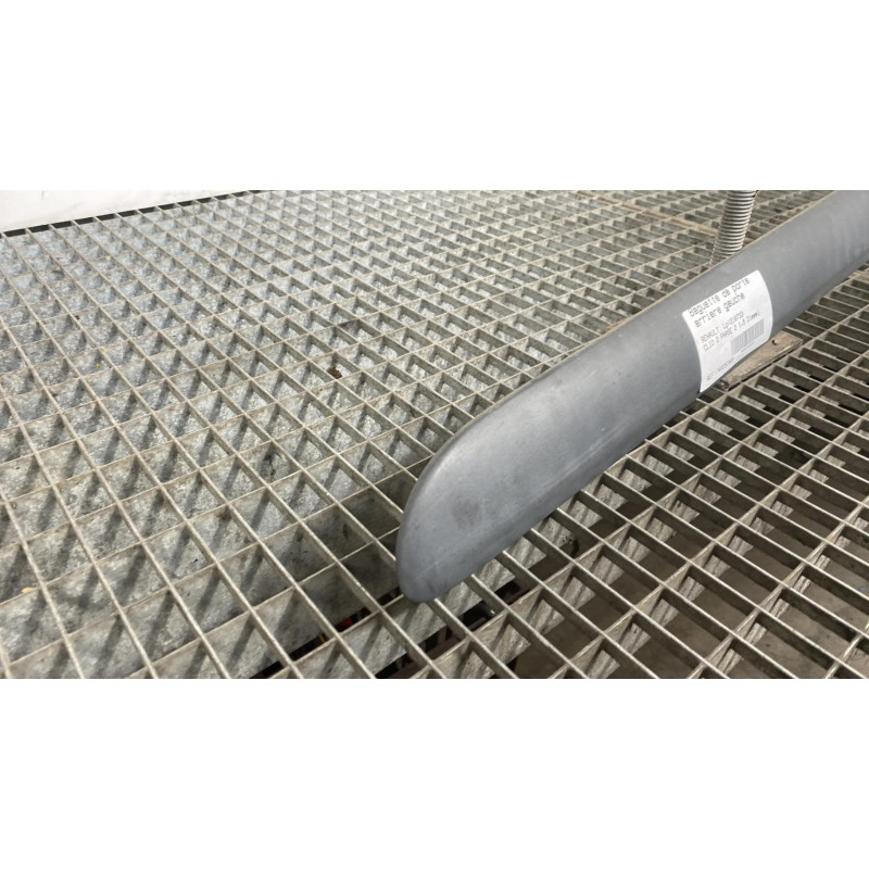 Baguette de porte arriere gauche  RENAULT CLIO 2 Photo n°3