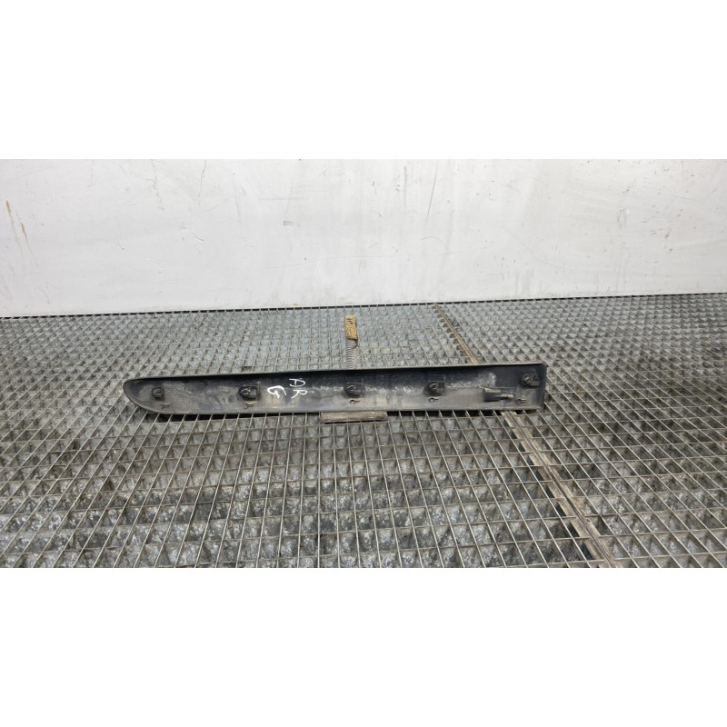 Baguette de porte arriere gauche  RENAULT CLIO 2 Photo n°4