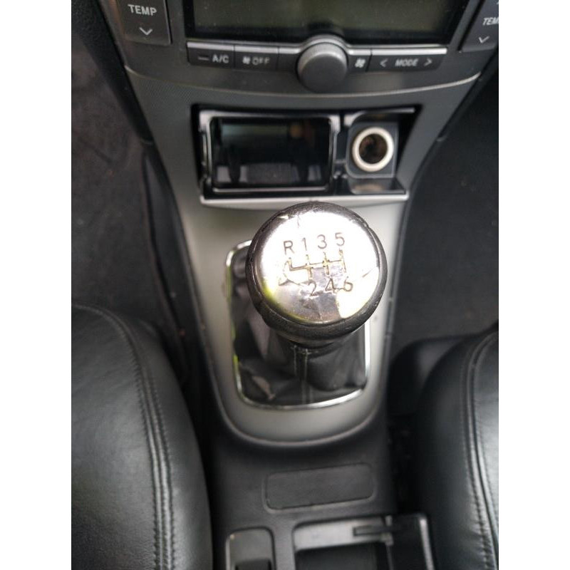 Trappe d'essence TOYOTA AVENSIS 2 Photo n°9