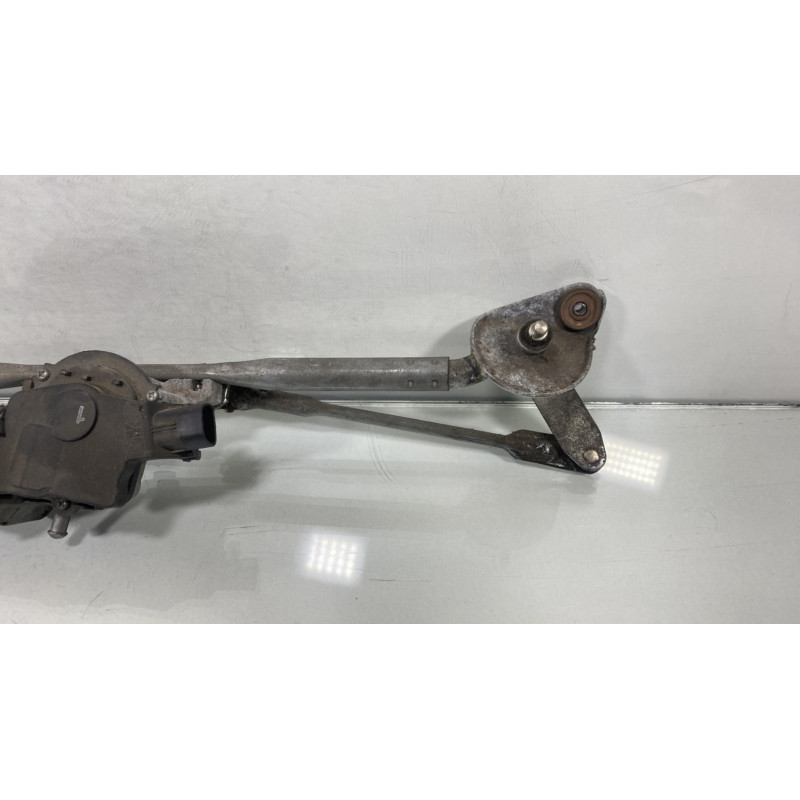 Moteur essuie glace avant TOYOTA AVENSIS 2 Photo n°3