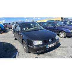 Vitre avant gauche VOLKSWAGEN GOLF 4