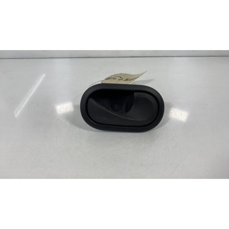 Poignee interieur arriere droit RENAULT TWINGO 3 Photo n°1