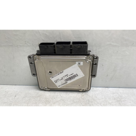 Calculateur moteur PEUGEOT 208 1