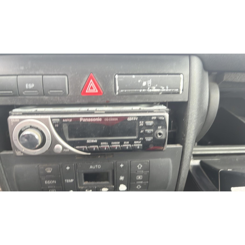 Vitre avant droit AUDI A3 1 Photo n°14