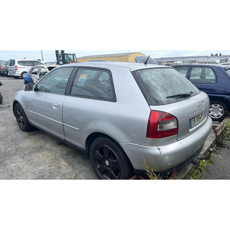 Vitre avant droit AUDI A3 1 Photo n°16
