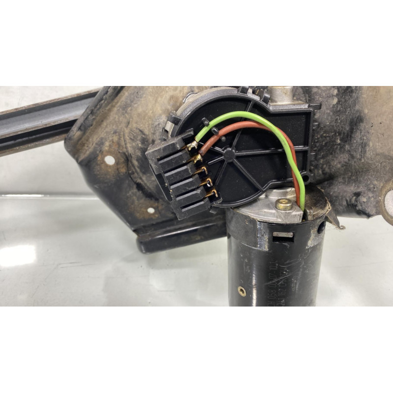 Moteur essuie glace avant MITSUBISHI SPACE STAR 2 Photo n°4