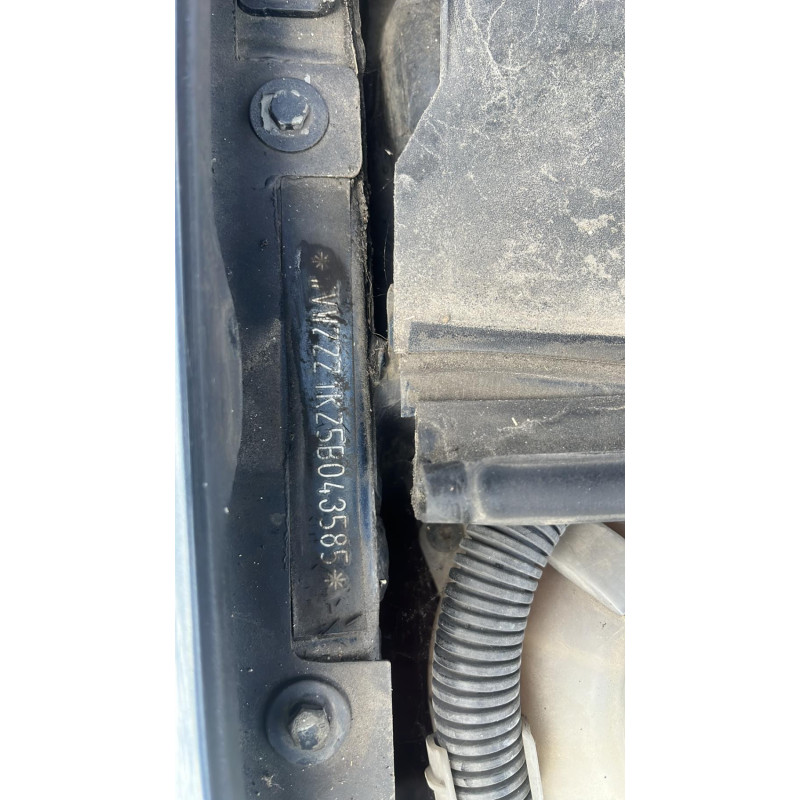 Pretensionneur de ceinture avant gauche VOLKSWAGEN GOLF 5 Photo n°15