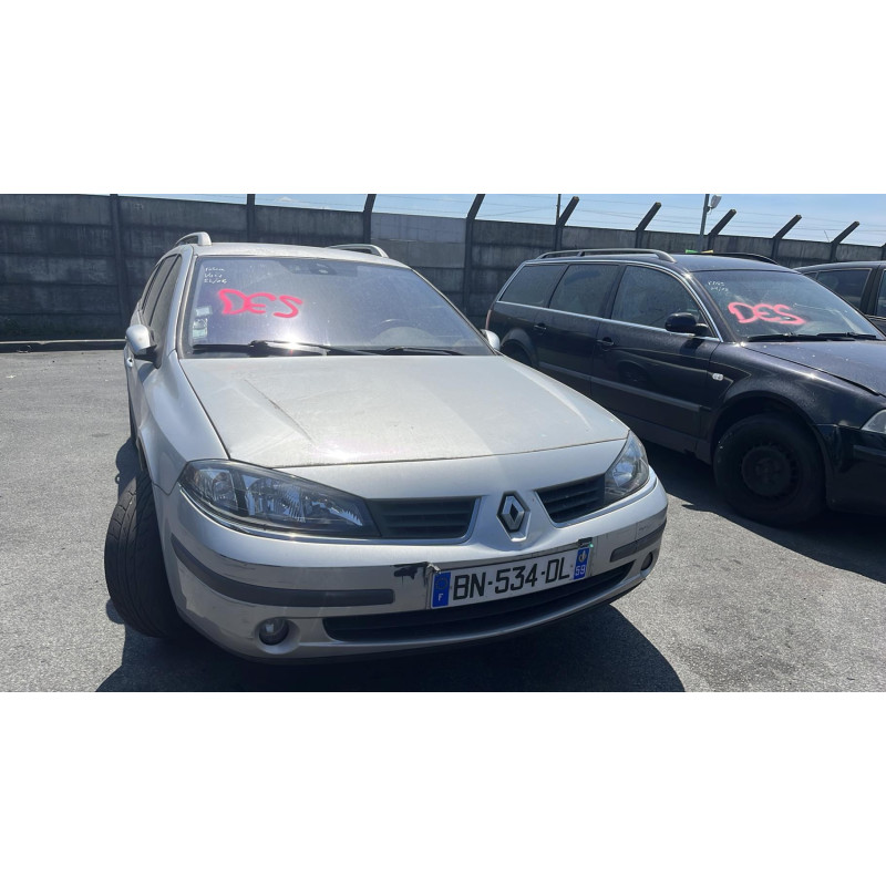Compresseur clim RENAULT LAGUNA 2 Photo n°4