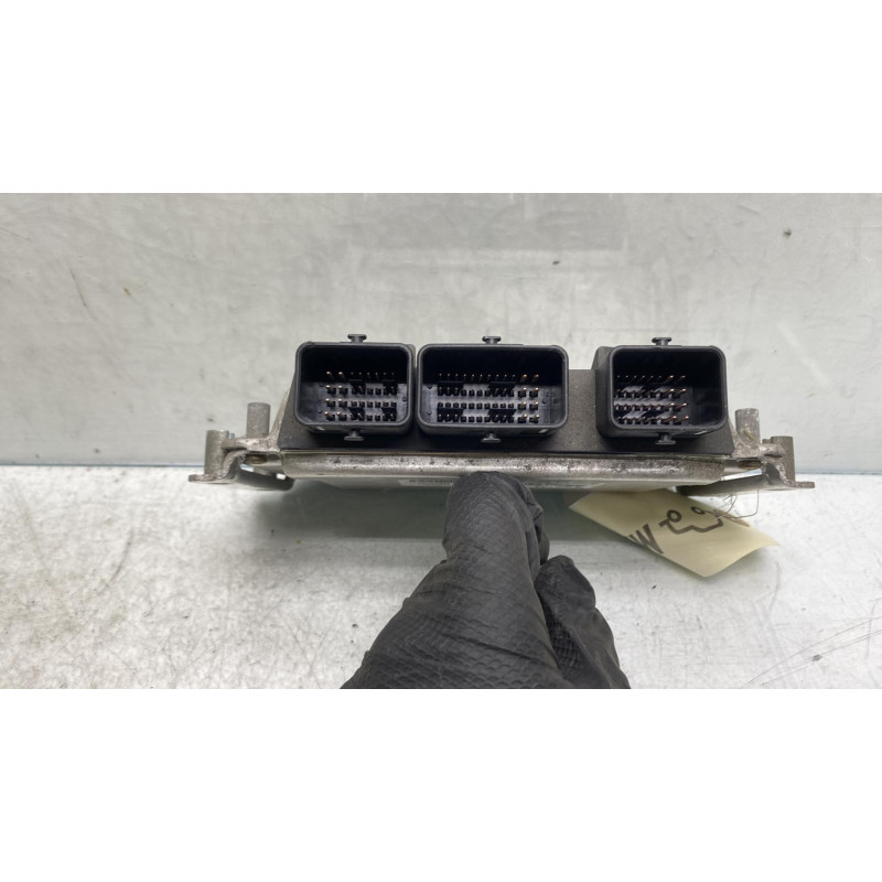Calculateur moteur PEUGEOT 307 Photo n°1