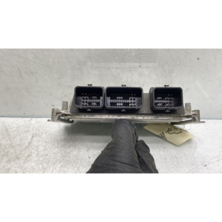Calculateur moteur PEUGEOT 307 Photo n°1