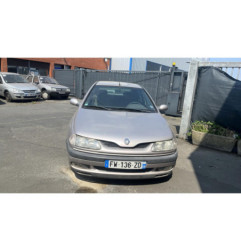 Pare choc avant RENAULT LAGUNA 1