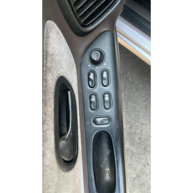 Serrure avant droit RENAULT LAGUNA 1 Photo n°5