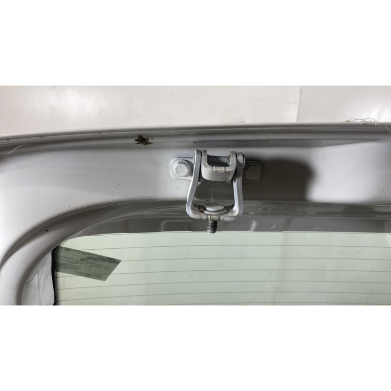 Malle/Hayon arriere VOLKSWAGEN UP Photo n°9