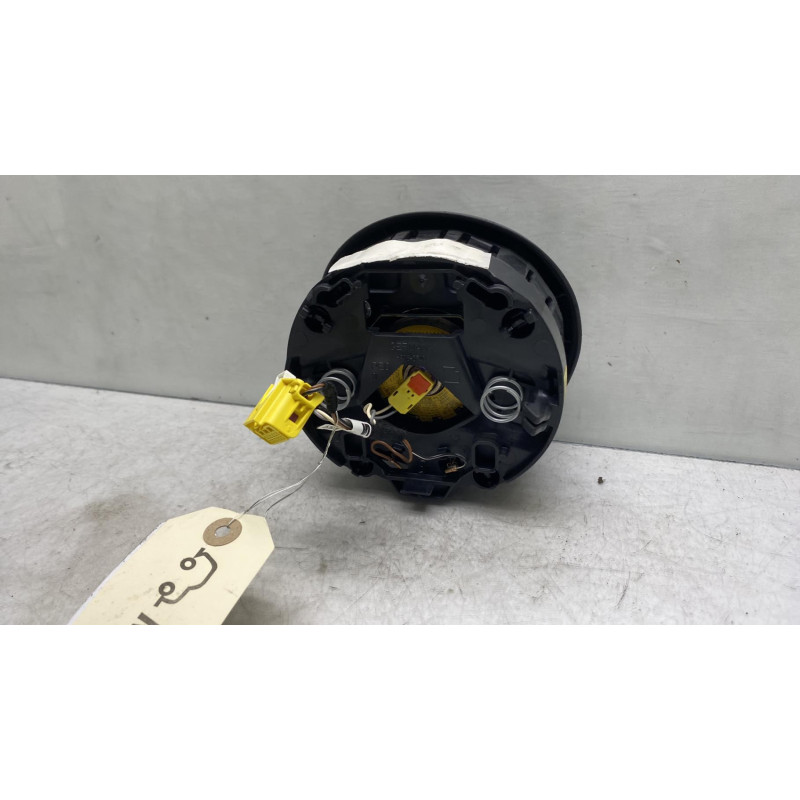 Air bag conducteur VOLKSWAGEN UP Photo n°3