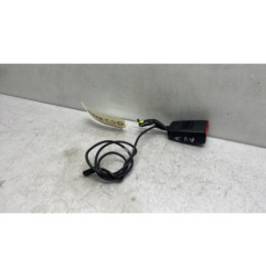 Attache ceinture avant droit VOLKSWAGEN UP Photo n°1