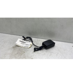 Attache ceinture avant droit VOLKSWAGEN UP