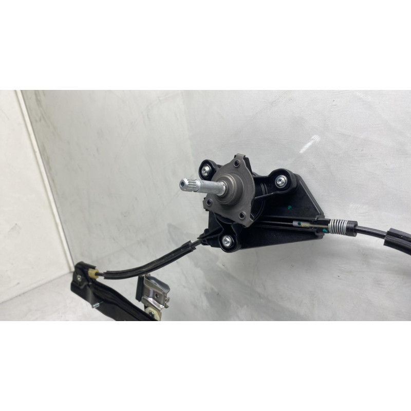 Leve vitre mecanique avant gauche VOLKSWAGEN UP Photo n°6