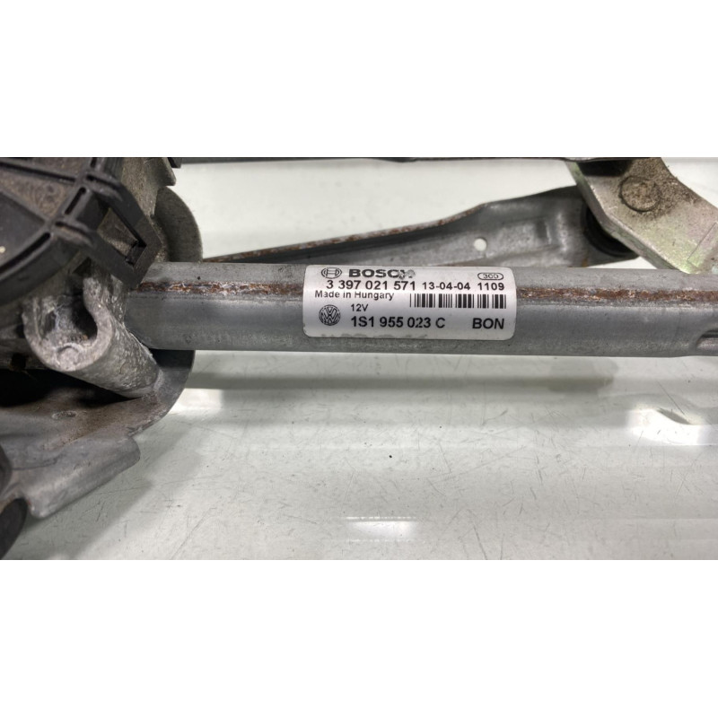 Moteur essuie glace avant VOLKSWAGEN UP Photo n°3