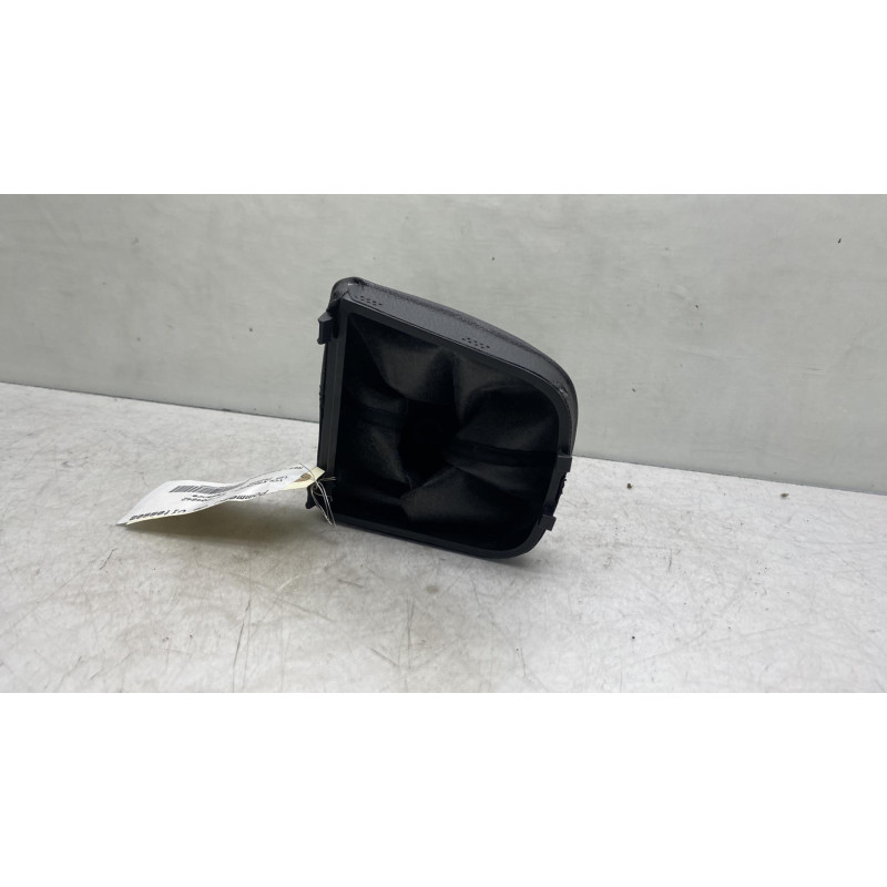 Pommeau de vitesses VOLKSWAGEN UP Photo n°1
