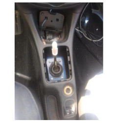 Pretensionneur de ceinture avant droit PEUGEOT 206