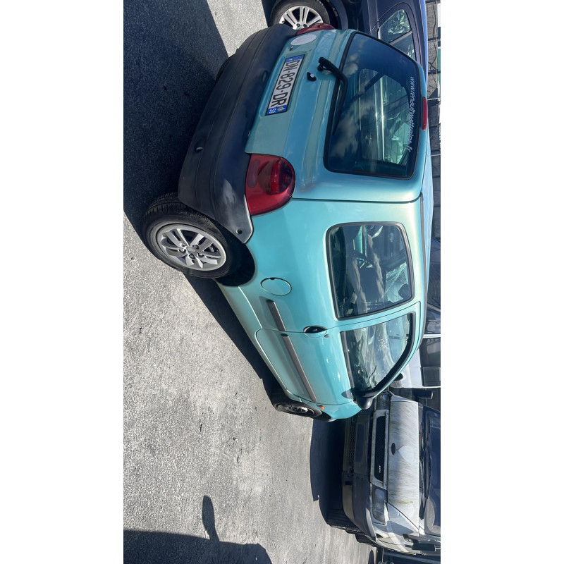 Pare choc avant RENAULT TWINGO 1 Photo n°13