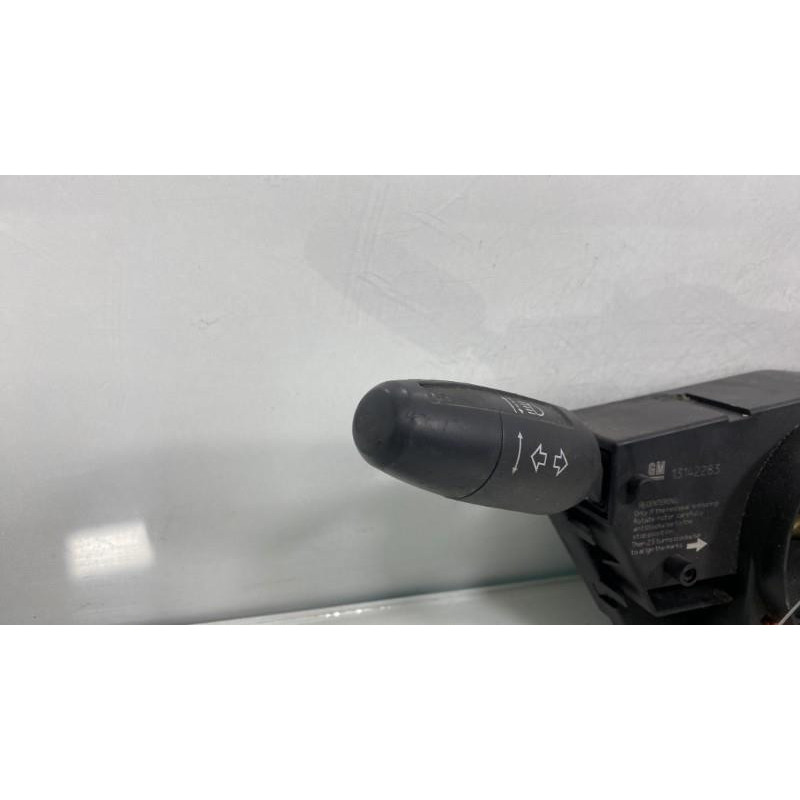 Com (Bloc Contacteur Tournant+Commodo Essuie Glace+Commodo Phare) OPEL CORSA D Photo n°4