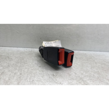 Attache ceinture arriere droit AUDI TT 2