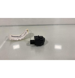 Commande de phare PEUGEOT 208 2