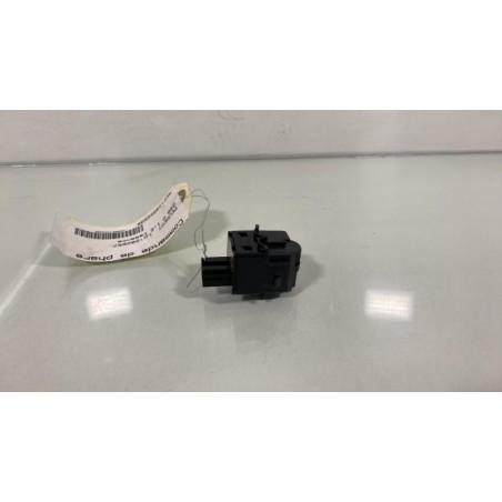 Commande de phare PEUGEOT 208 2