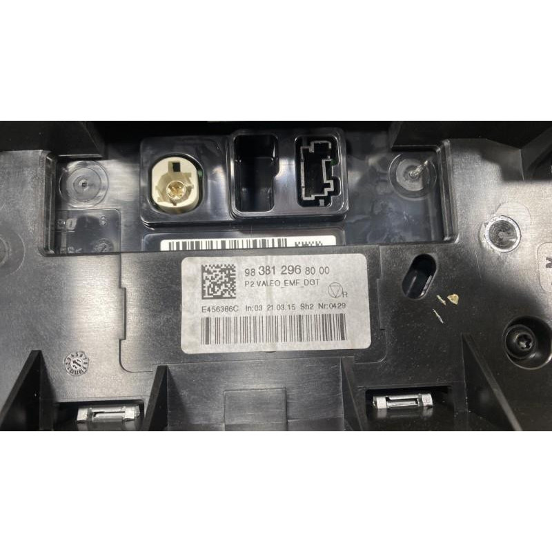Ecran GPS PEUGEOT 208 2 Photo n°3