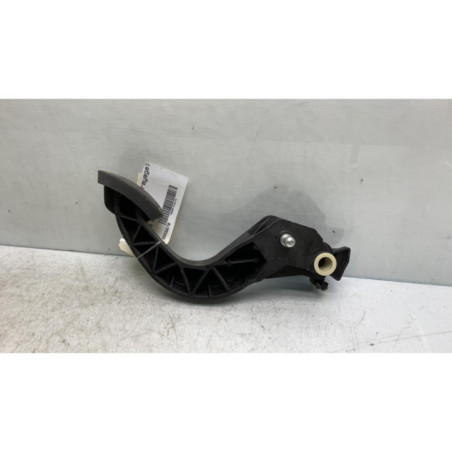 Pedale d'embrayage PEUGEOT 208 2