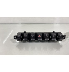 Bouton de warning PEUGEOT 3008 1