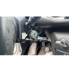 Serrure avant gauche PEUGEOT 308 2