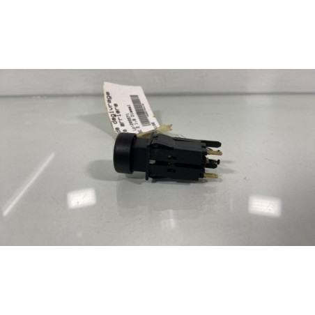 Commande degivrage lunette arriere PEUGEOT 205