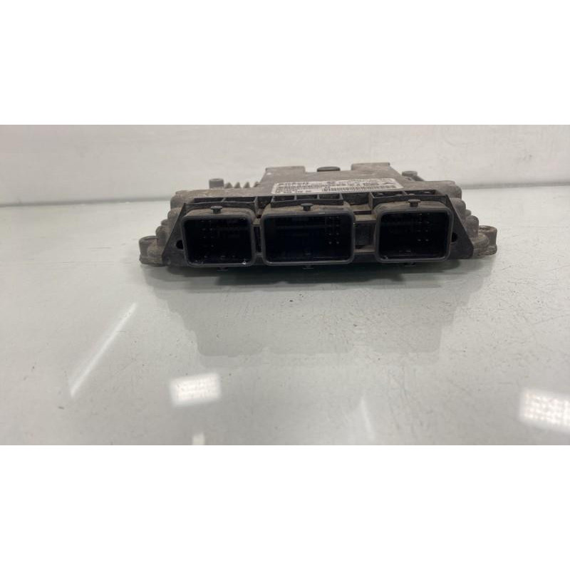 Calculateur moteur PEUGEOT PARTNER 1 Photo n°2