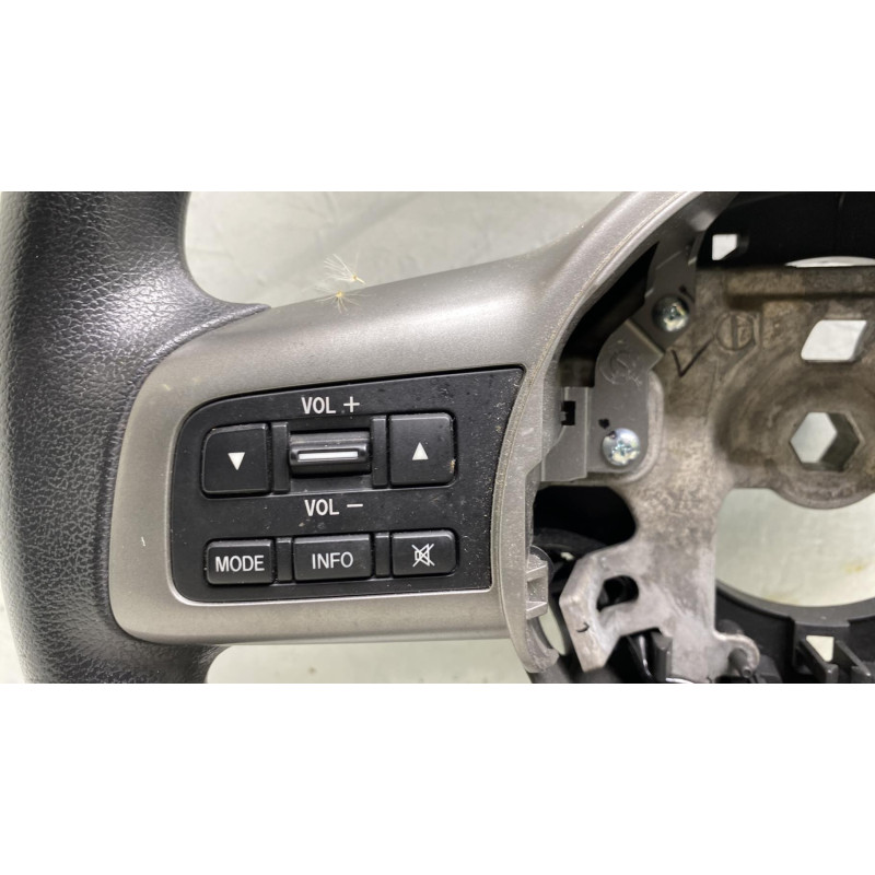 Volant MAZDA 2 2 Photo n°3