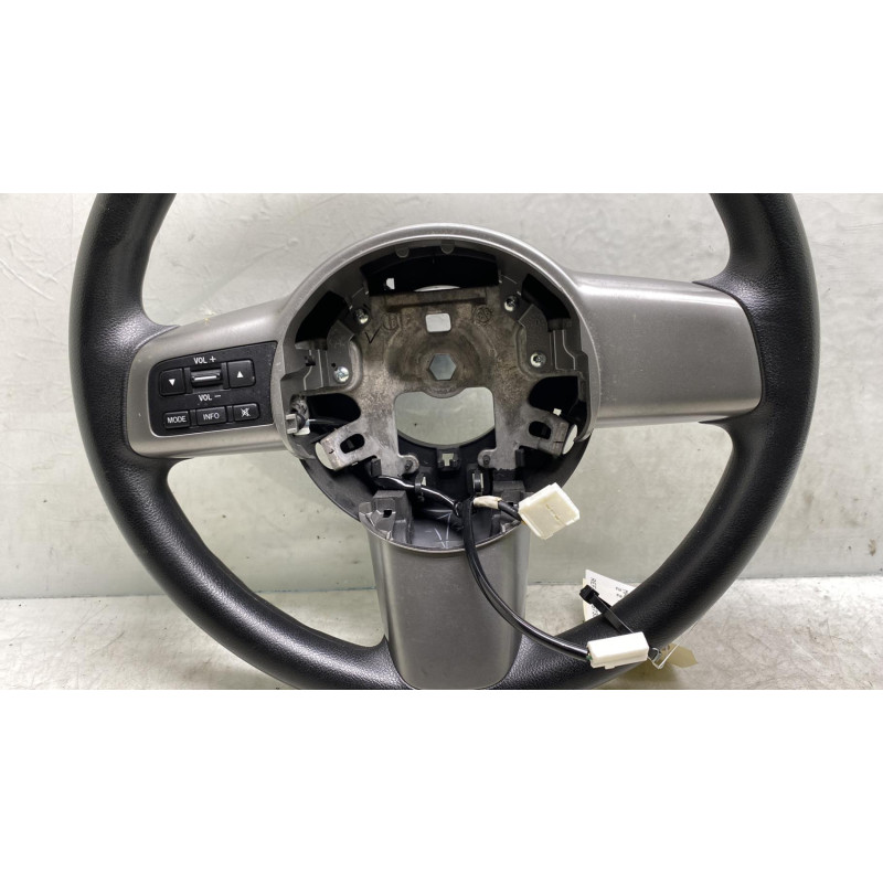 Volant MAZDA 2 2 Photo n°4