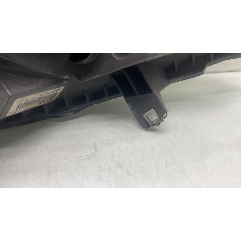 Optique avant principal droit (feux)(phare) RENAULT TRAFIC 2 Photo n°1