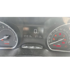 Trappe d'essence PEUGEOT 2008 1