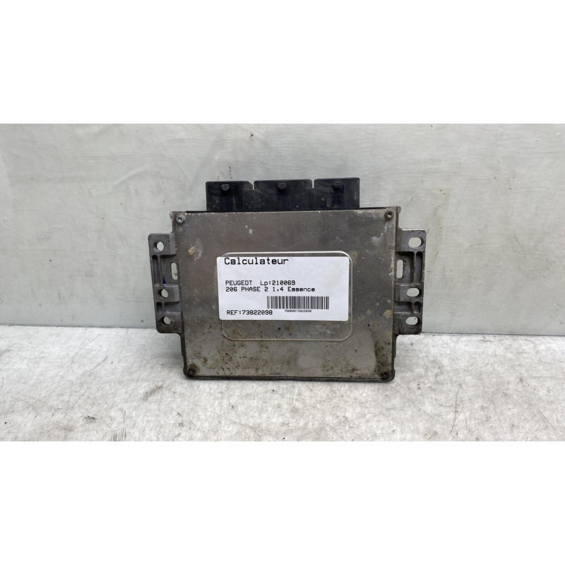 Calculateur moteur PEUGEOT 206 Photo n°1