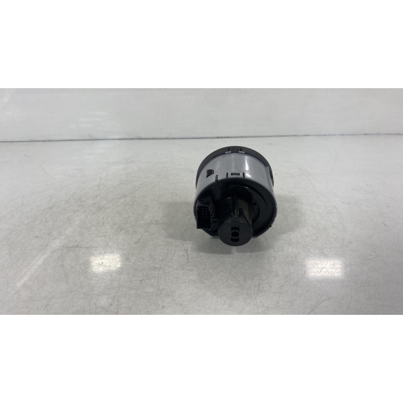 Commande de phare SKODA OCTAVIA 3 Photo n°3